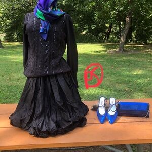 Teri Jon Black Midi Skirt